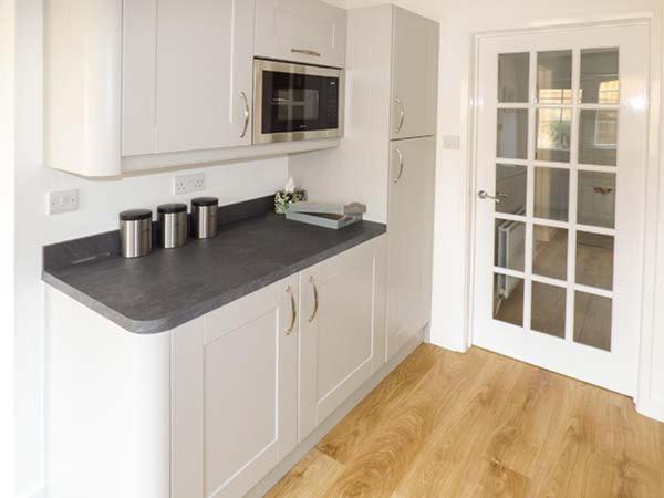 Leap House Villa Wareham Bagian luar foto